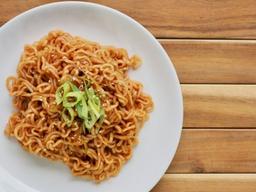 <strong>자카르타</strong> 쇼핑몰, 전 세계 라면 전용 판매 매장 최초 개설