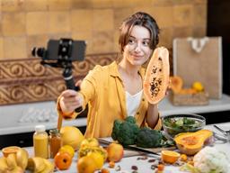 ‘이것 먹으면 인싸?’ 트렌디 아이템으로 거듭난 ‘인싸 농산물’