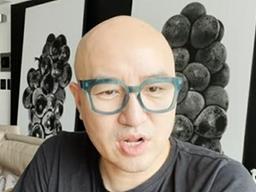 홍석천 "20년전 <strong>커밍아웃</strong>, 죽을 각오해…故변희수 명복 빈다" (홍석천TV)