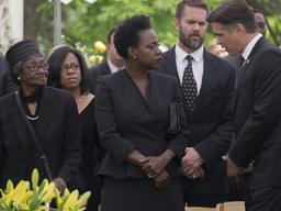 한탕 하려던 남자들이 죽었다… 아내들이 대신 나섰다