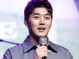 권혁수, 코로나19 <strong>양성</strong> 판정..."무증상 확진자와 접촉"