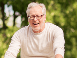 <strong>노년</strong>에 더 인생이 꽃피는 사람들의 공통적인 습관 3가지