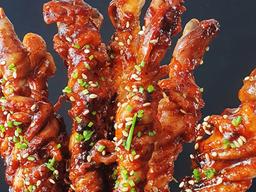 ‘박카스 보다 싼데?’<strong>피로</strong><strong>회복</strong> 끝장나는 30년 맛집