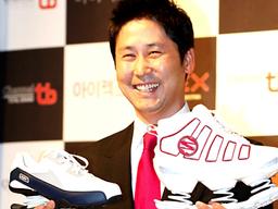 ‘사업 다신 안해’ <strong>신동엽</strong>을 <strong>80억</strong> <strong>빚</strong>에 허덕이게 만든 제품 하나