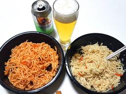 [내돈내먹] 흐르는 물에 '1분 완성' 비빔면과 퓨어한 생맥주를