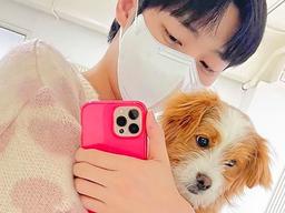 “이효리 보면서…” 파양 5번 당한 유기견 입양한 <strong>아이돌</strong>이 한 말