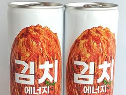 어렵사리 구했는데 막상 까보니 <strong>김치</strong> 아니었다는 음료