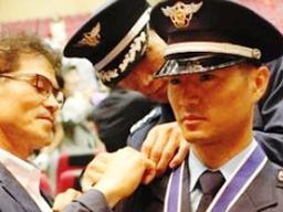 “꿀보직이죠” 변호사들만 간다는 법무관이 받는 <strong>월급</strong> 금액