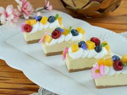 지친 심신을 위로해줄 ‘‘애플망고 미니 케이크’