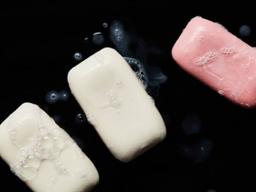 누가 어딜 닦았는지 모를 <strong>비누</strong>로 손 씻어도 될까?