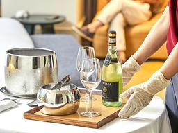 이 정도는 괜찮아, <strong>호텔</strong>은 안 알려주는 ‘슬기로운 이용팁’