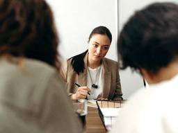 자주 <strong>이직</strong>하면 안되나요?