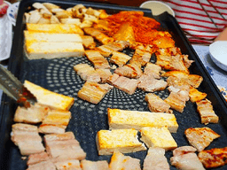 “이젠 금겹살” 집에서 삼겹살 해먹으려면 써야 하는 <strong>현실</strong> 비용