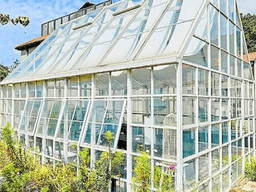 그림 같은 <strong>풍경</strong>으로 여행객들 한눈에 반한 ‘온실 감성 스팟’