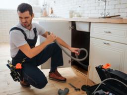 설거지하다 무심코 버리면 고생합니다