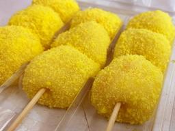 3,000원짜리 경단에 옥수수 때려 박은 CU 신상