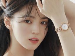 <strong>배우</strong> <strong>한소희</strong>, 옷가게, 고깃집, 호프집까지 안해 본 알바가 없어요.