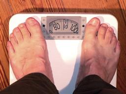 저녁에 밥 한 숟가락만 줄였더니…1년 뒤 놀라운 변화