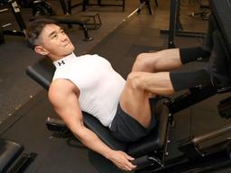 “우울할 때마다 헬스클럽 갔죠” 20년 넘게 이어온 근육운동