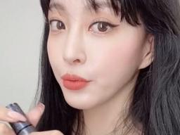 팔로워 3만<strong>명인</strong> 인플루언서가 sns에 사진 올리고 받는 금액