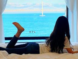 ‘대세는 부산’ 요즘 SNS에서 가장 핫한 <strong>오션</strong><strong>뷰</strong> 호텔의 풍경