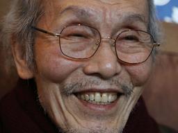 깐부 할배 “낙엽 될 것 같던 <strong>순간</strong>에도, 봄은 또다시 오더라”