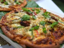 "이게 피자?" 산천어 95t 팔아치울 맛…<strong>화천</strong>군 솔로몬 지혜