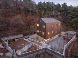 자연과 땅으로부터 유추된 3층집, 광주 <strong>추사</strong>재