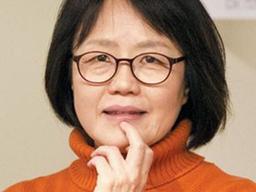 ‘삼전 <strong>적금</strong>’ 왕언니, 삼성전자 주식 매달 100주씩 샀더니···