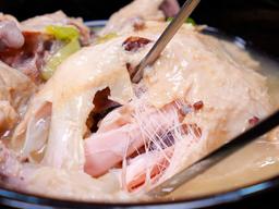 삼계탕이 <strong>중국</strong><strong>요리</strong>라고? ‘족보도 없으면서 적당히 해라 진짜’