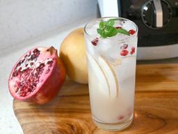 차례 후 남은 사과와 배, 홈메이드 칵테일로