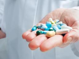 현직 의사가 전하는 "종합 <strong>비타민</strong> 이렇게 드시지 마세요."