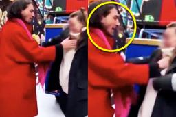 여성<strong>팬</strong> 목 졸라 <strong>논란</strong>됐던 남자 배우, 한 달도 안 돼 ‘이런짓’ 저질렀다