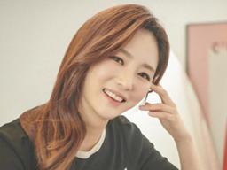 조수빈 아나운서, 세상 모든 청춘에 다정하게 건네는 찬사