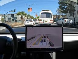 "아이 한테 할 짓이냐"···<strong>테슬라</strong> 실험 콘텐츠 삭제 무슨일?