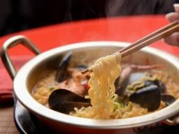 중국 라면의 고급화 경쟁 <strong>시작</strong>