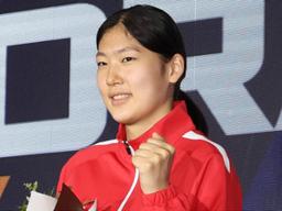 '<strong>코리안 드림</strong>' 이룬 어르헝, 가장 먼저 떠오른 사람들