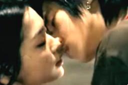 “키스 너무 잘한다” 이민정이 극찬한 가수가 10년째 솔로인 이유