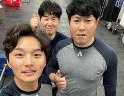 야구 이종욱·양의지와 혹독한 훈련… 12년 만에 꽃 피운 ‘천재’ 김영수