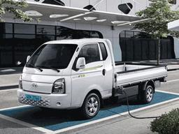 전기차 10대 중 3대는 포터·봉고… ‘불황車’의 호황