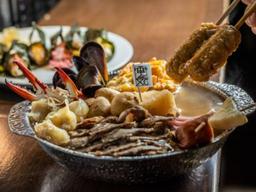 정어리 튀김, K<strong>돈가스</strong>에 생맥 한잔... 맛있게 먹고 좋은 풍경 보는 게 여행