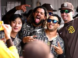 "<strong>김하성</strong>은 인기남"…'매드맨'이 트레이드 망설이는 이유