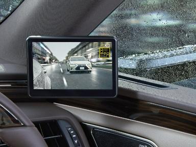 운전할 때 후방 주의! 사이드미러의 역사