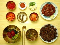 `진주 4미(味)` 하나로 꼽히는 진주비빔밥