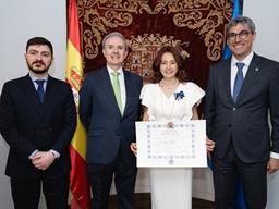 손미나의 스페인 사랑..."국왕 극찬에 <strong>훈장</strong>까지, 조용히 외교했죠"