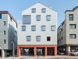 "육아도 노후도 함께 누린다"...네 <strong>자매</strong>가 사는 파주 '다정가' [집 공간 사람]