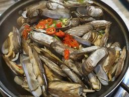 물 붓고 끓이면 끝! 얼마나 맛있으면 이름도 ‘맛조개’일까 [ESC]