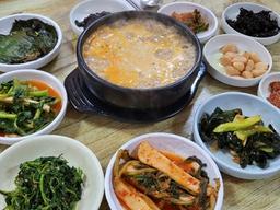 구수한 청국장 향기… 아련한 추억을 한 숟갈 뜨다 [김동기 셰프의 한그릇]