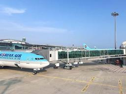 비바람 부는데 비행기 타러 버스를…<strong>인천공항</strong>선 이제 옛말