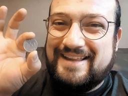 10원 <strong>동전</strong>이 300만원? 마법 같은 수익률에 미국 아재도 뛰어든다